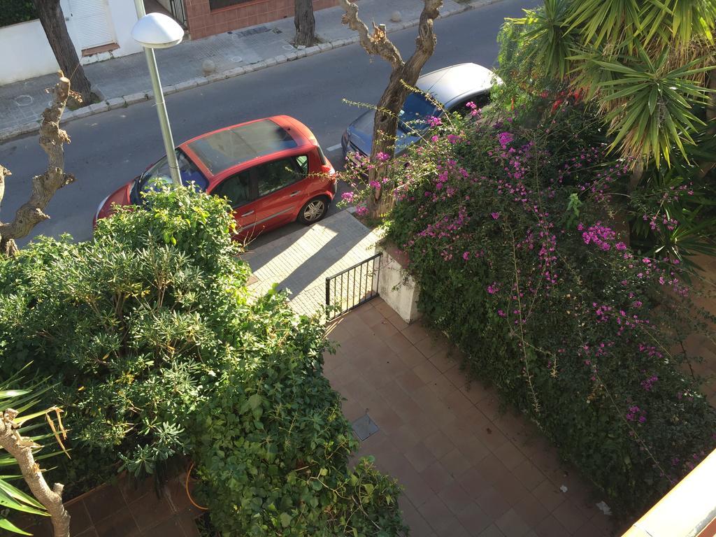 Way To Bcn Sitges Apartment Стая снимка